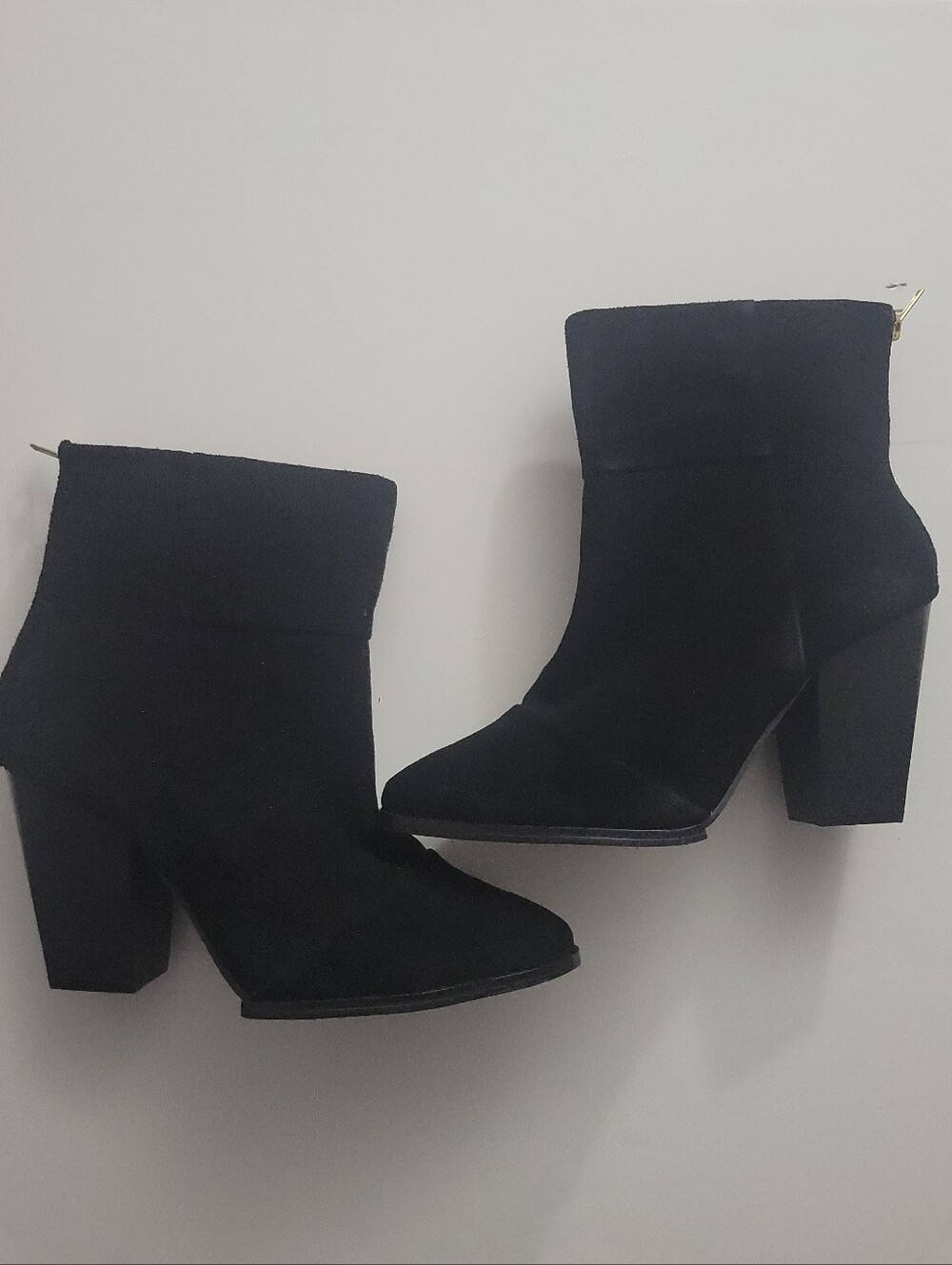 NWOT Kelsi Dagger $199 Brooklyn Black Suede Bootie Size 9.5